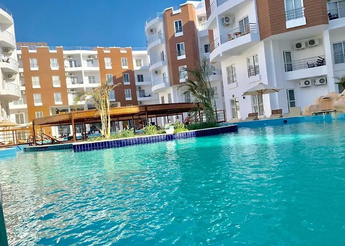 Aqua Palms Apartment *